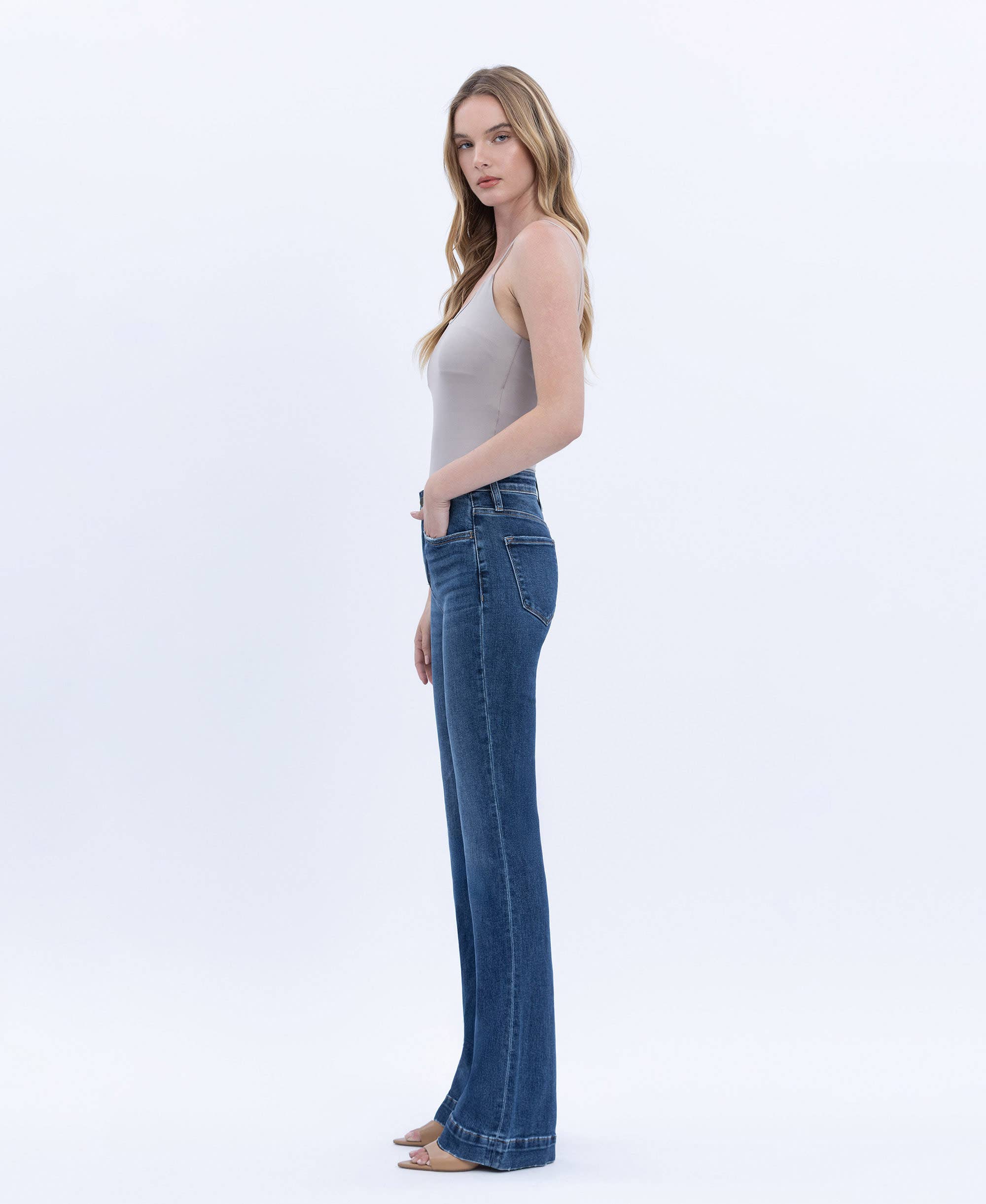 HIGH RISE DARK WASH TROUSER HEM BOOTCUT JEANS T6501