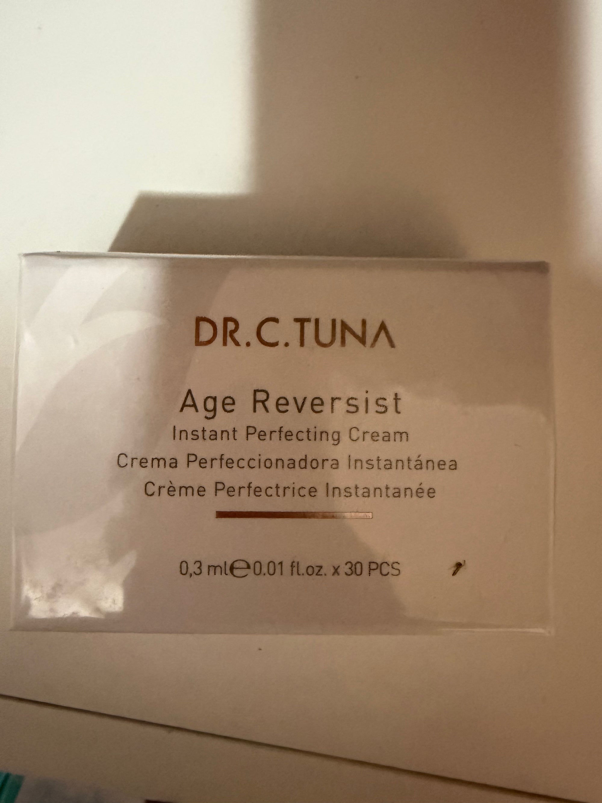 Farmasi Dr. C. Tuna Age Reversist Instant Perfecting Cream | 30 Single-Use Sachets